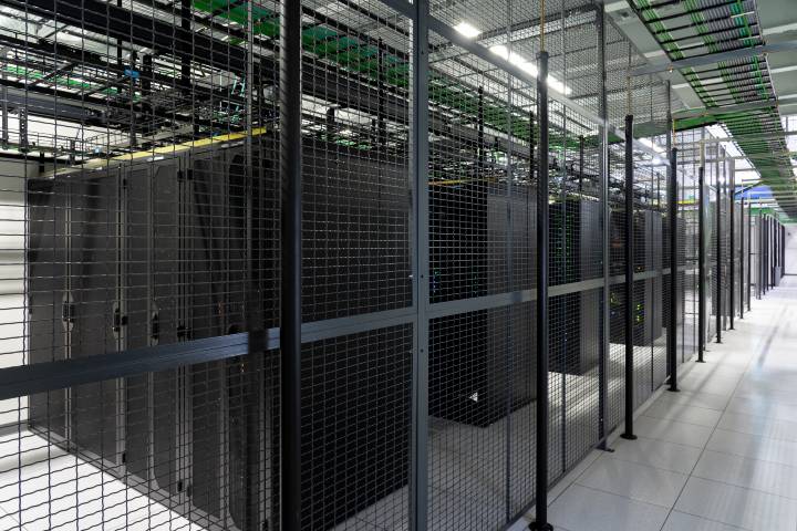 Phoenix Data Center Cages